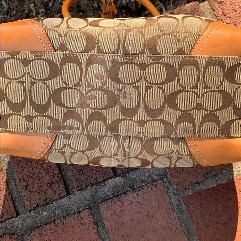 Authentic Coach Mini Handbag - Picture 9 of 9